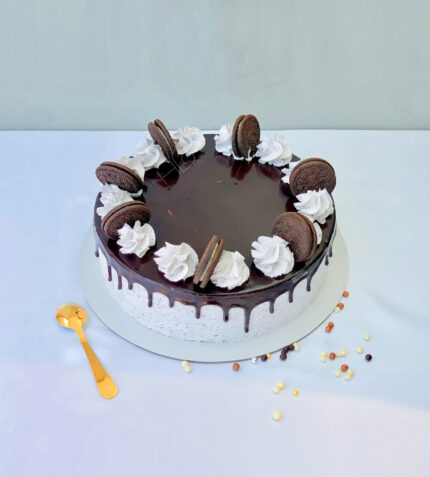 Oreo Cake - Cakes & Dessert Bars - Chocolate - Cream - Arabianblossom