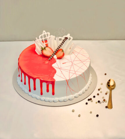 Strawberry Cake - Cakes & Dessert Bars - Cake - Arabianblossom