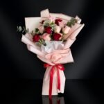 10 Pink & 5 Red Roses Bouquet