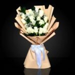 15 White Roses Bouquet