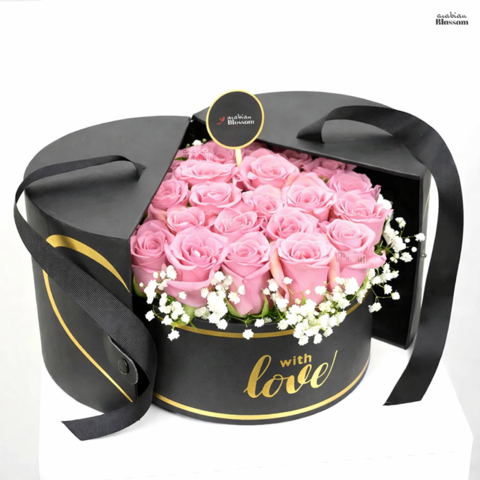 Romantic roses in a special Black Box